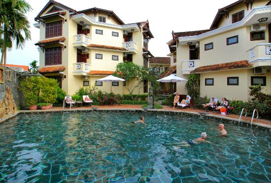 LOTUS HOTEL